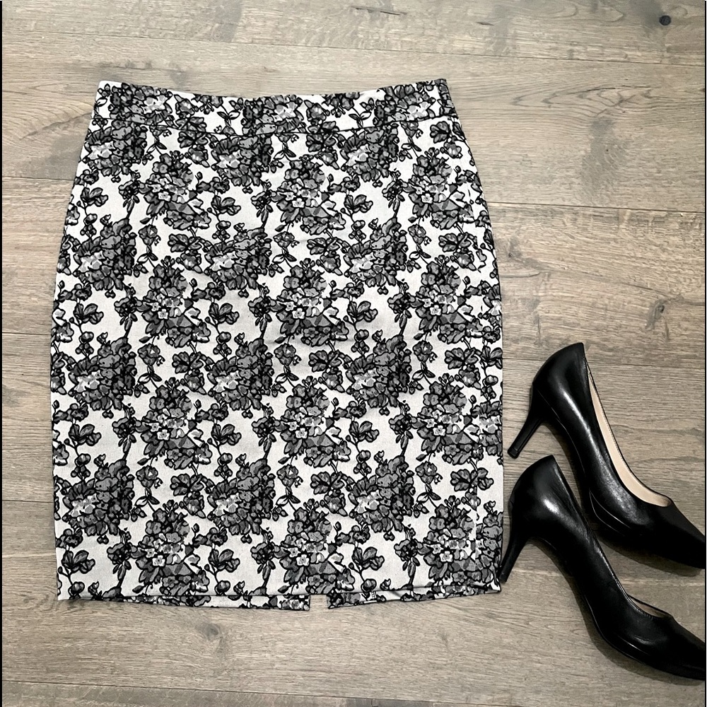 Ann Taylor pencil skirt